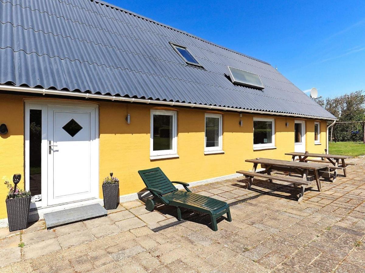 10 Person Holiday Home In Vinderup Екстериор снимка